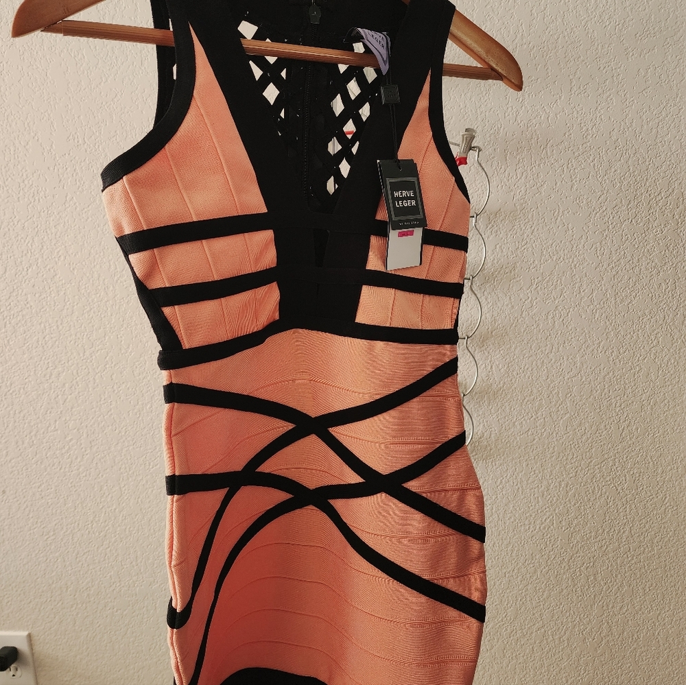 Nwt Herve Leger Knit Dress Rayon Large pink Max Azria Cocktail Evening